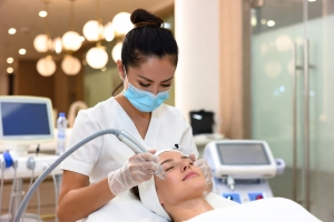 Why Professional Facials Are More Effective Than At-Home Skincare: The PA BEAUTY Perspective
